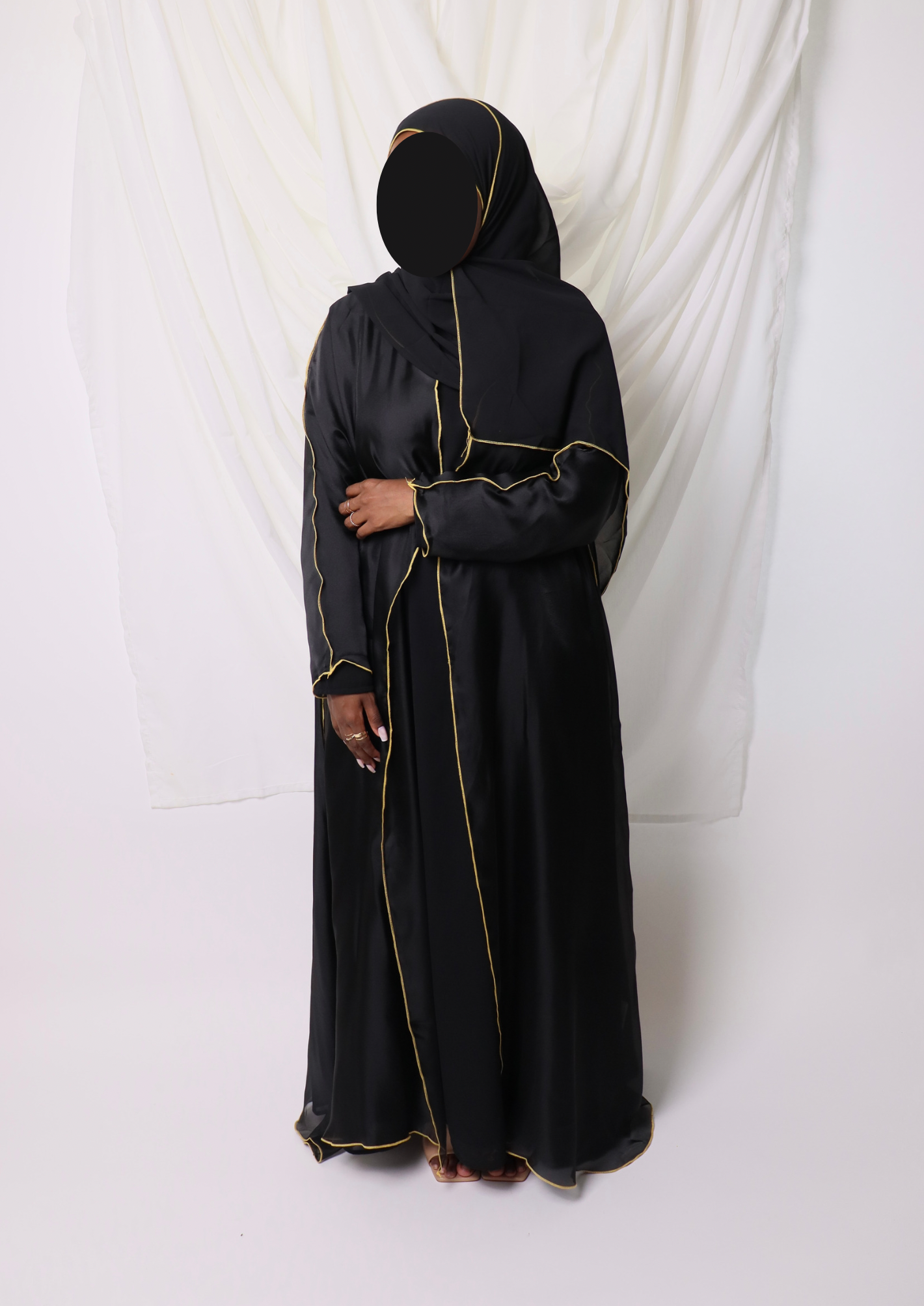 Black LEYLAH Abaya | LEYLAH Abaya Set | Anisamodest